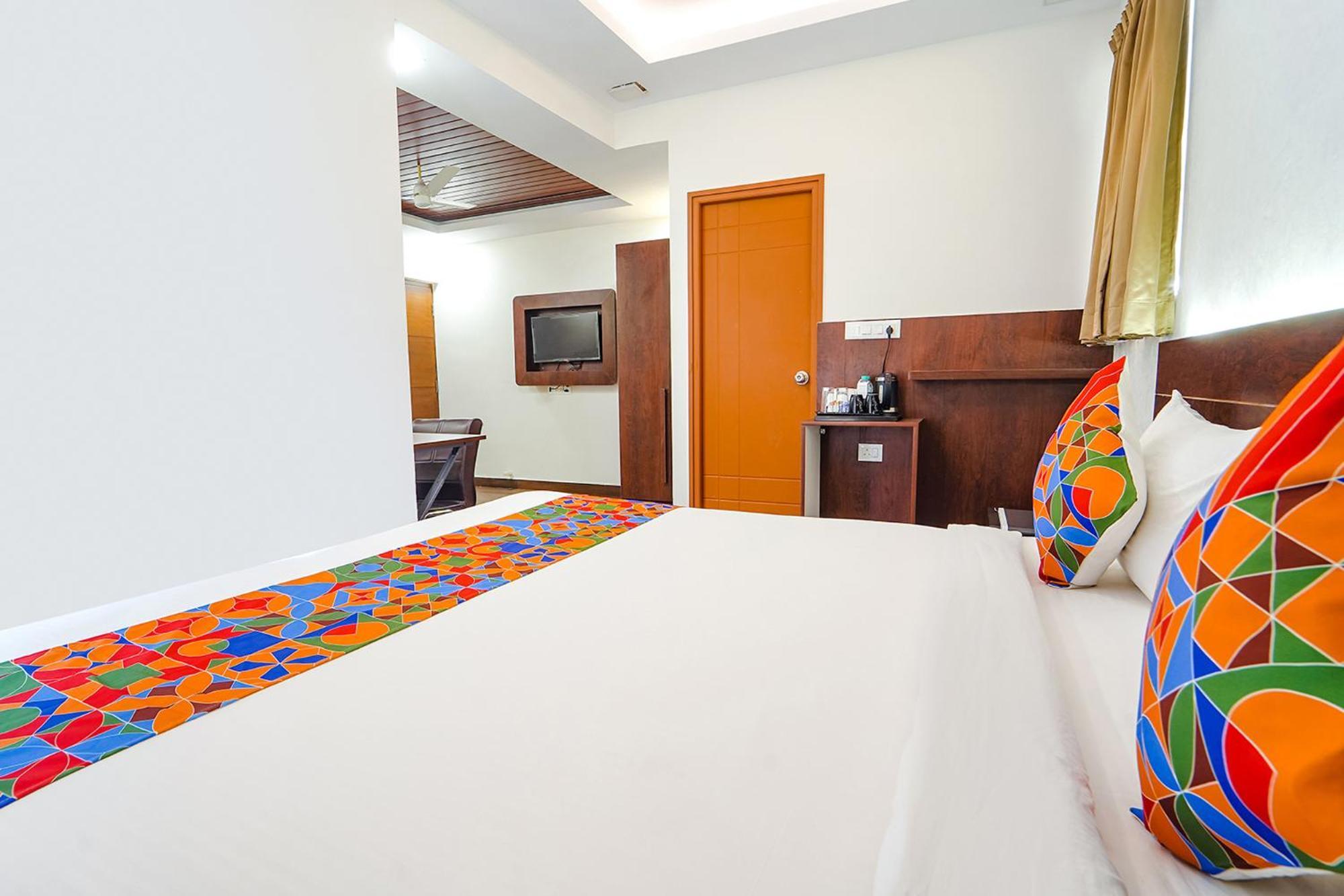 Fabhotel Ellegant Inn Бангалор Экстерьер фото